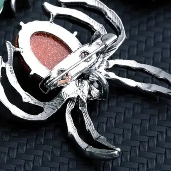 Rose Quartz Stone Spider Brooch Pendant Necklace Healing Gemstone Pendant - Picture 2 of 3